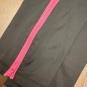 LegEnd Black with Hot Pink Zipper Ankle Length Leggings With Pockets Large